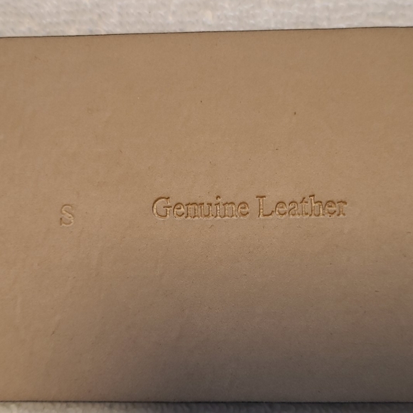 Worth leather pony hair belt gold tone hardware. Size small. - Picture 11 of 11